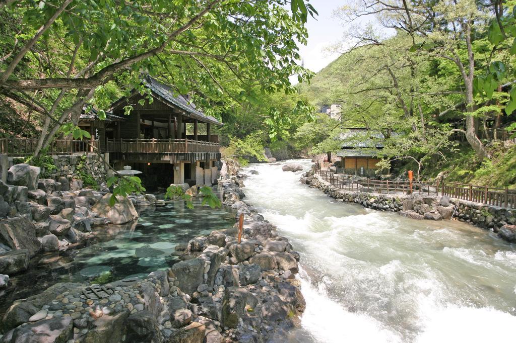 Hotel Takaragawa Onsen Ousenkaku Minakami Exteriér fotografie