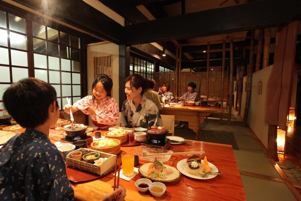 Hotel Takaragawa Onsen Ousenkaku Minakami Exteriér fotografie